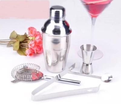 China Stainless Steel Cocktail Shaker Bar Set Kit Strainer Shot Measure Jigger for sale