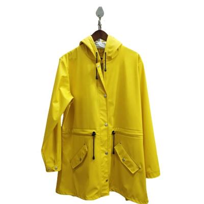 China PU Breathable Protective Ladies Long Coat Hooded Breathable Waterproof Poncho Rain Coats For Women for sale