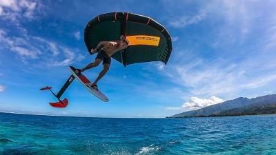 China Leichtgewichtige Surffolie Flügel Flugzeug 50cm Breite Tuttle Box Montage System zu verkaufen