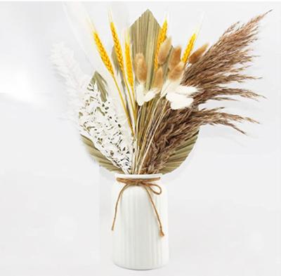 China Wholesale Natural Touch Palm Bouquet Small Dry Colored Pampas Grass Bundle Bunch for sale