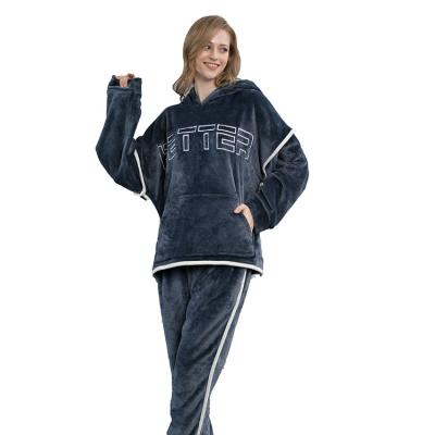 China RTS Winter Men's and Women's QUICK DRY Two Piece Hoodie Sets Couples Pajamas Sets with Pocket for sale