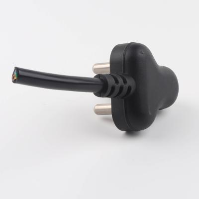 China Withstand Voltage New Design Three-Pin Plug Black Power Socket Adapter Suitable For Multiple Scenarios for sale