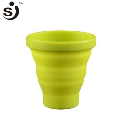 China Amazon Hot Selling Viable Heat Resistant Folding Cup Silicone Collapsible Cup For Kids for sale