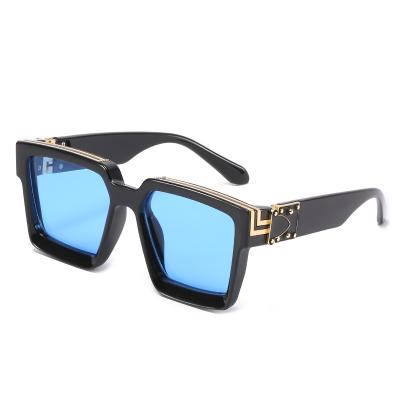 China Fashion Sunglasses Unisex Blue Sunglasses 2021 New Fashion Square Plastic Eyewear Frames Sun Glasses for sale