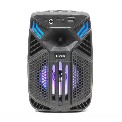 China Portable 4 inch BT speaker portable talking phone function 4