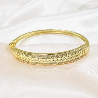 China IVIAPRO Jewelry New Arrival FASHIONABLE Brass Gold Plated 18K Zircon Bracelets for sale