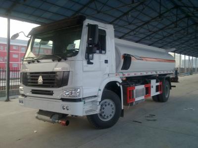 China 4x2 HOWO 10000 liter fuel tanker truck for sale