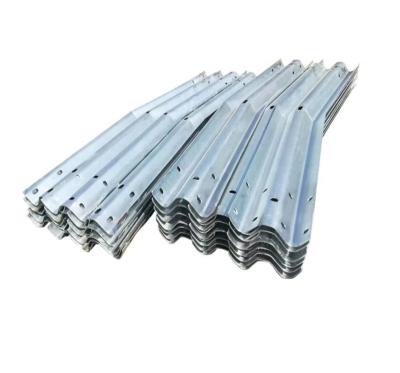 China Feature Crash Barrier Q235 Q345 customization highway guardrail W Beam guardrail highway for sale