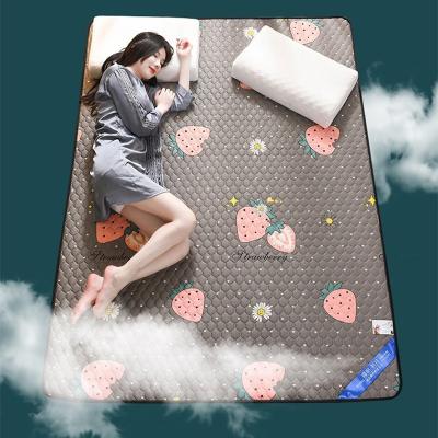 China OEM factory foldable natural design ice silk matress /king size matress mattress cover matress topper for sale