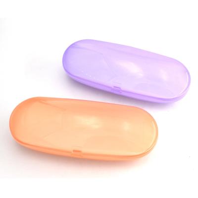 China PP Manufacture Eco - Friendly Clear Transparent Plastic Optical Glasses Case Directly for sale