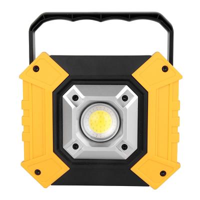 China Portable Waterproof Super Bright COB Flood Working Lamp Built In Power Bank Rechargeable LED Work Light HG-WL060G for sale