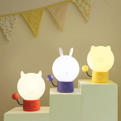 China Modern Cartoon Night Light LED Desk Lamp for Kids Bedroom Decoration Rabbit Table Lamp for sale