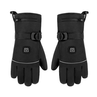 China Motorcycle Comfortable Riding Touch Screen Gloves Winter Protection Electric Heating Cold Gloves for sale