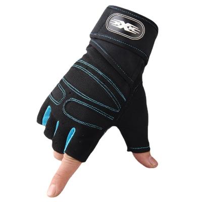 China Comfortable Men's Sports Fitness Weightlifting Half Finger Gloves Outdoor Cycling Gloves for sale