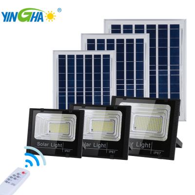 China IP65 60W 100w Waterproof Solar Powered Solar Powered Outdoor Led Garden Reflector Flood Garden Light for sale