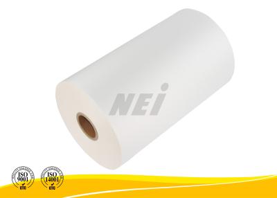 China Película que lamina caliente Rolls de BOPP, películas laminadas y grueso de empaquetado de 20 Mic en venta