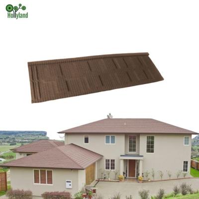 Chine Modern Cheap Price Shingle Roof Tiles Brown Color Sand Coated Aluminum Zinc Painted Steel Roofing Tiles à vendre