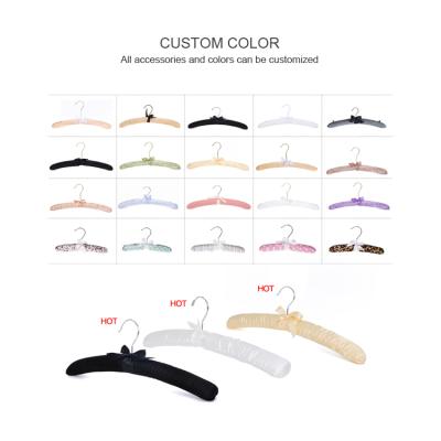 China Wholesale Fancy Minimalist Satin Fabric Hanger For Clothes Amazon Display Garment Hot Sale Multicolor Satin Padded Hanger For Clothes for sale