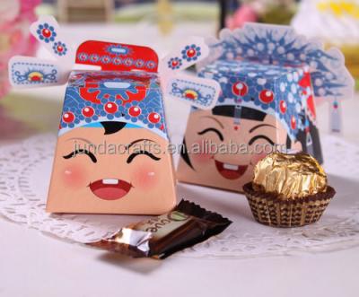 China Disposable Bride And Groom Shaped Paper Small Gift Boxes For Wedding Favors Candy And Chocolates for sale