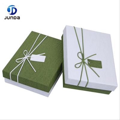 China Disposable Factory Wholesale Fashion Gift Box Direct Private Packaging Custom Brand for sale