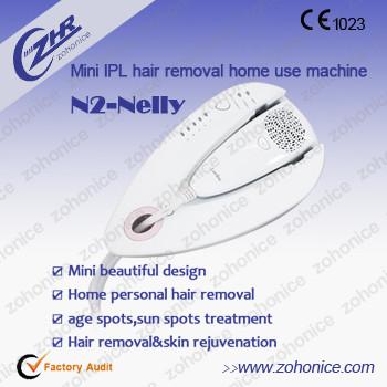 China Mini máquina de la belleza del uso en el hogar IPL para el rejuvenecimiento del removedor y de la piel del pelo en venta