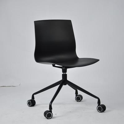 China Plastic Removable Cover Cheap Black Meeting Room Student Notebook No Armrest Swivel PP Dining Chair With Wheels Claw Leg for sale