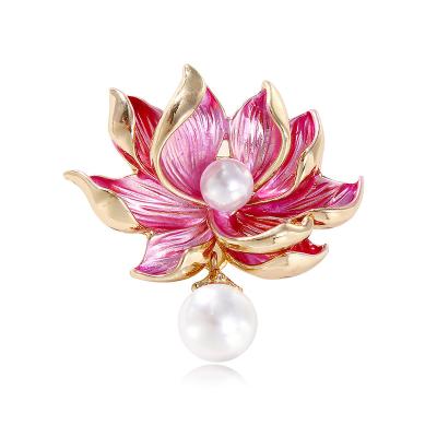 China Luxury Tulip Rose Brooch For Women Corsage Fashion Brooch Pin Elegant Jewelry Fashionable Brooch Design Nice for sale