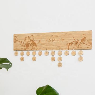 China Europe New Design Crafts Family Birthday Calendar Wooden Happy Birthday Handmade Natural Wooden Signs for sale