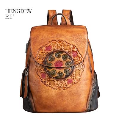 China Hengdewi embossing original design of leather fashion embossed direct sales of female authentic totem backpack backpack manufacturers for sale