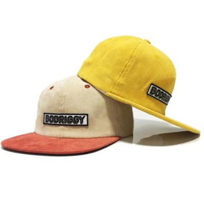 China JOINT Embroidery Corduroy White Corduroy 6 Panel Baseball Snapback Flat Brim Snapback Vintage Hat for sale