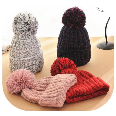 China 2021 COMMON fashion beanie hat hot selling sport knitted hat winter custom knitted pom pom beanie hat cap for sale