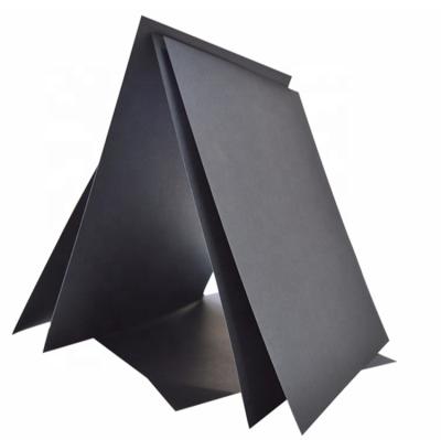 China 80-550gsm 100% Virgin Anti-Curl Black Wood Pulp Paperboard For Handbag for sale