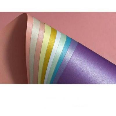 China Anticurl Multi Colored Luxury Texture Pearl Paperboard 120Gsm / 250Gsm for sale