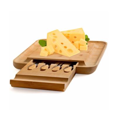 China Sustainable New Collection Customized Acacia Wood Bamboo Cheese Board With Cutlery Set Dinnerware Cheese Cutting Board Set for sale