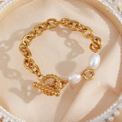 China 2023 Summer Women Stainless Steel Vintage Gold Plated Twisted Chain Pearl Bangle Bracelets Freshwater Necklace for sale