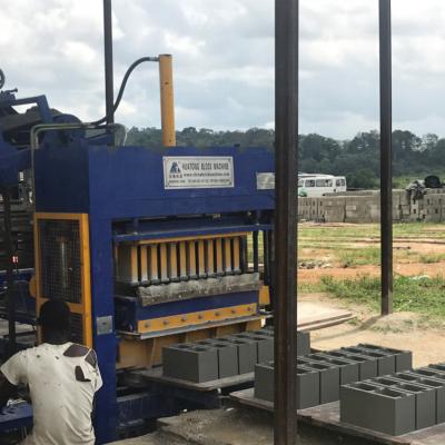 China Automatic Building Material Stores QT5-15 Cement Paving Block Making Machine for sale