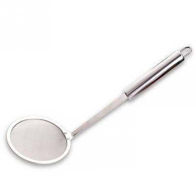 China Small Stainless Steel Oil Strainer Viable Spoon Mesh Sieve Oil Scoop Skimmer Good Mesh Strainer for sale