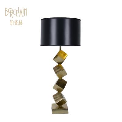 China Manufacturer Luxury Home Decorative Modern Fabric Shade Living Room Gold Color Resin Table Lamp for sale