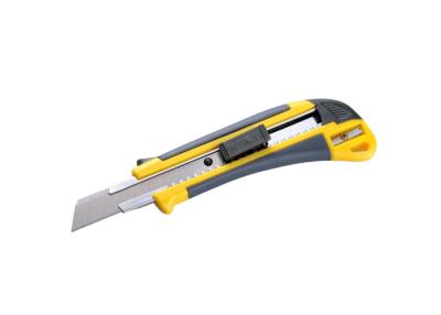 China 18mm Retractable Utility Knife Patented Interlocking Nose Holds Blade Securely for sale