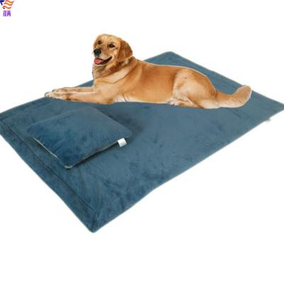 China Travel Reversible Warm Dog Blankets Shear Pillow Set Wholesale for sale