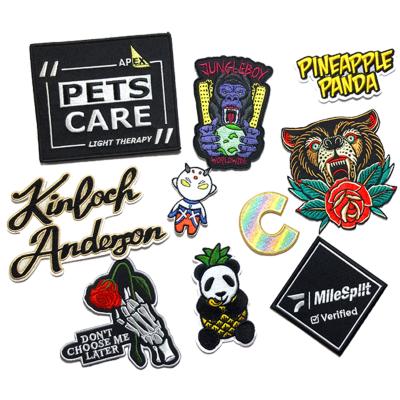 China 3D Handmade Wholesale Custom Embroidered Badges Applications Logo Embroidery Patches For Garment Hats Covers Embroidery Patch for sale