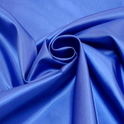 China Waterproof 170t 180t 190t 210t Striping Plain Waterproof Nylon Polyester Taffeta Fabric for sale