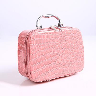 China Custom Cute Fashion Logo Large Capacity Women Pu Compartment Makeup Storage Case Clutch Travel Bag For Cosmetics for sale