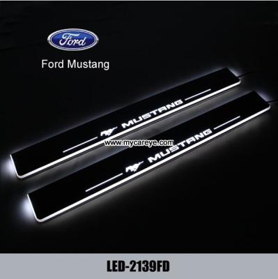 China Luz móvil de la placa del desgaste de la puerta de las luces LED del piso de la puerta del coche del mustango de Ford en venta