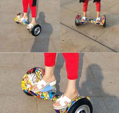 China 2 Rad-elektrisches stehendes elektrisches Roller hoverboard intelligenter Rad Skateboardantrieb airboar zu verkaufen