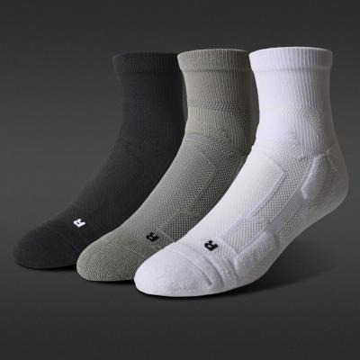 China Breathable Embroidered Sport Padded Running Compression Ankle Athletic Socks Custom for sale