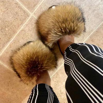 China 2021 New Fashion Real Fur Cushioning Slides Furry Fox Raccoon Women's Furry Outdoor Sandals Slippers Wholesale for sale