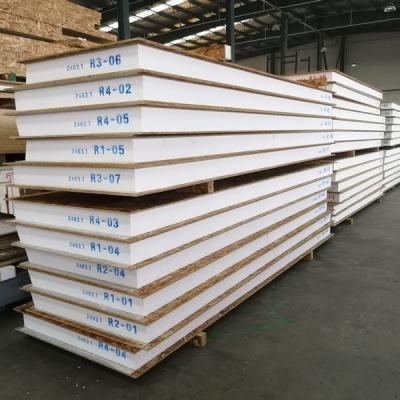 China Long Service Life Insulated Waterproof Steel Coated Sip Puf Roof Sheet Pannello Sandwich Panel for sale