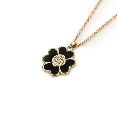 China New CLASSIC Hot Selling Fashion Flower Black Drip Oil Copper Gold Plated Wild Fashion Ball Clavicle Necklace for sale