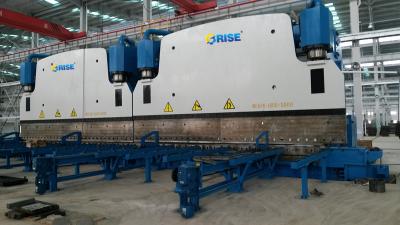 China 1600 freno en tándem de la prensa del CNC de la tonelada 8m, 2 - dobladora de alimentación automática de WE67K poste en venta